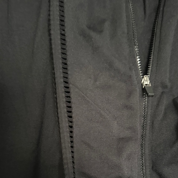 Fabletics Black Textured Jacket - Picture 5 of 6